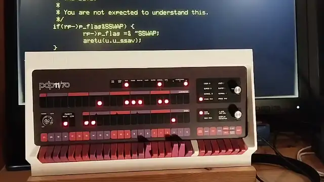 PiDP-11 replica front panel