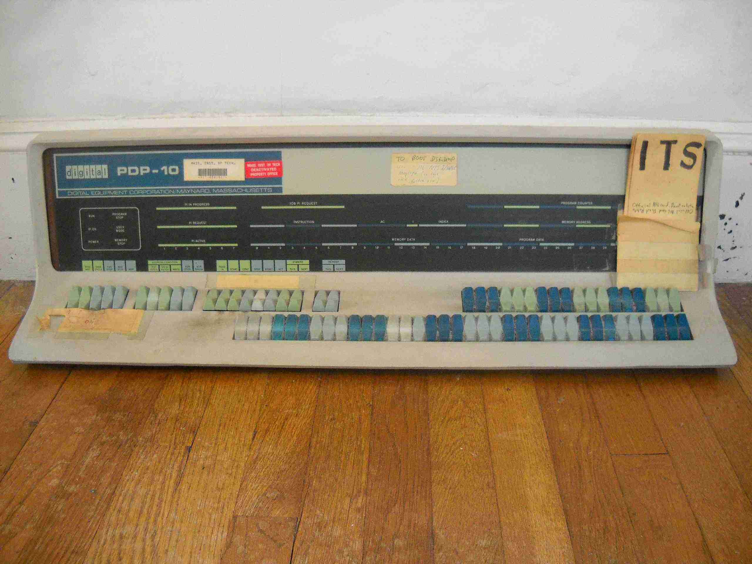 1970s MIT Lab Pictures